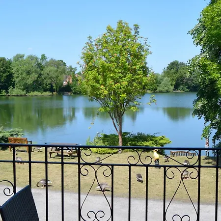 Lakeview House 2x Hot Tub & Games York