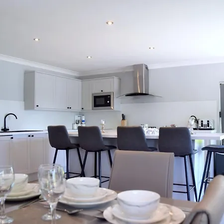 Lakeview House 2x Hot Tub & Games Feriehus York