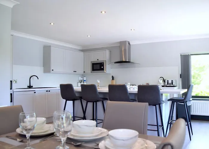 Lakeview House 2x Hot Tub & Games Hébergement de vacances York